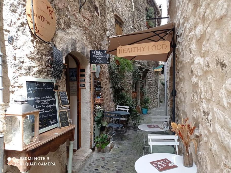 Chambre Atypique Dans Cafe Healthy Saint-Paul-de-Vence Ngoại thất bức ảnh