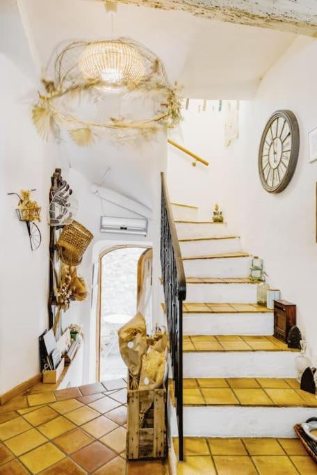 Chambre Atypique Dans Cafe Healthy Saint-Paul-de-Vence Ngoại thất bức ảnh